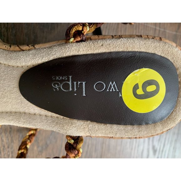 NWOB Two Lips Women's Hazel Gold Wedge Sandal Size 9 - Picture 5 of 6